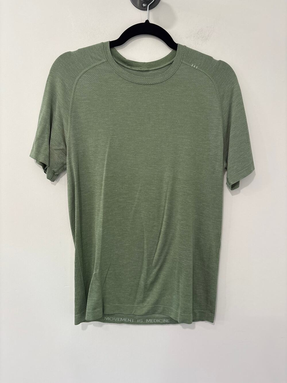 Lululemon Men’s Swiftly T Shirt Green